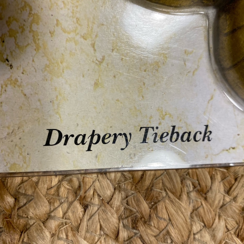 Drapery 🐝 tie backs - Picture 4 of 4